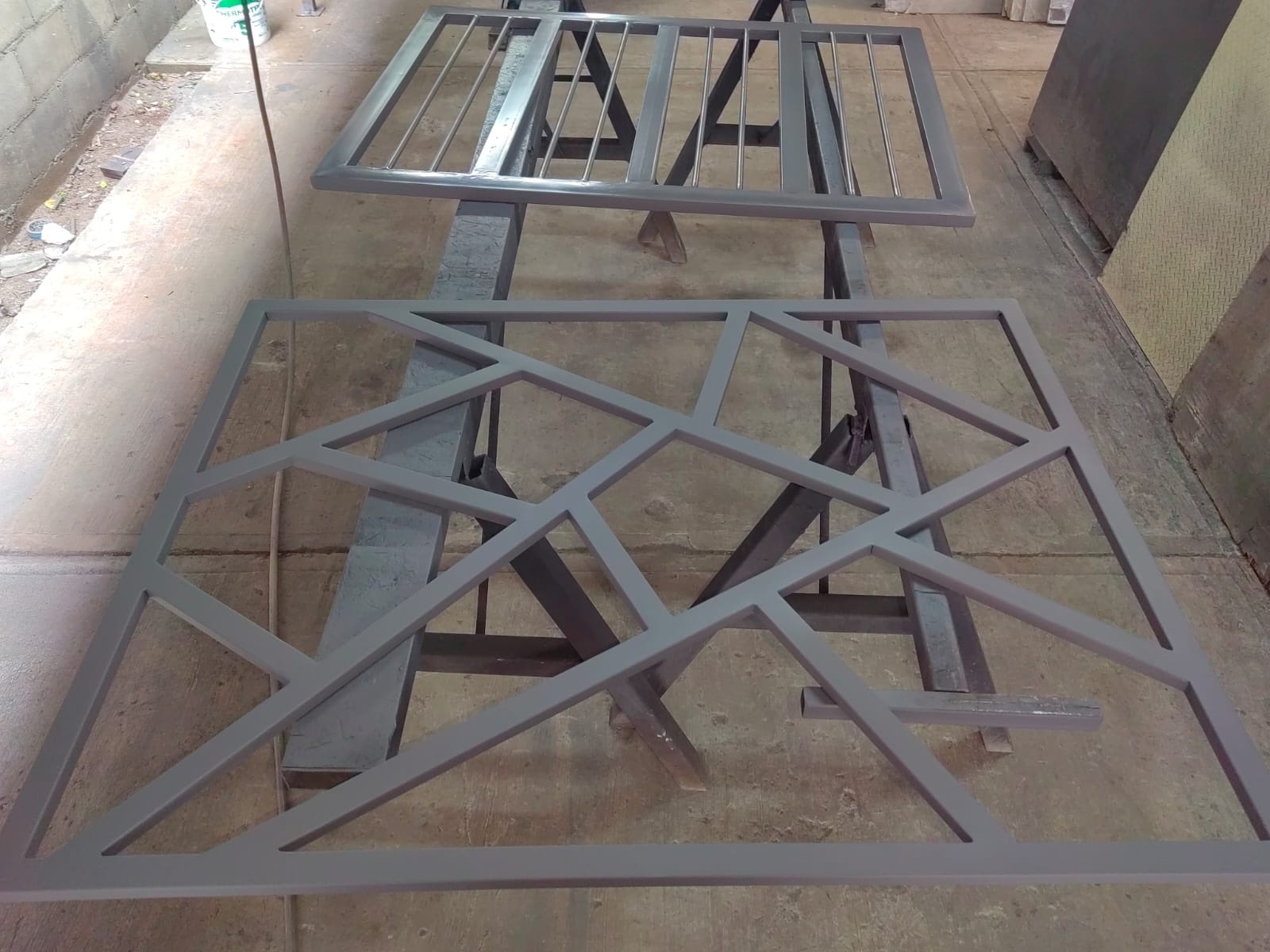 Celosía metálica fabricada en el taller